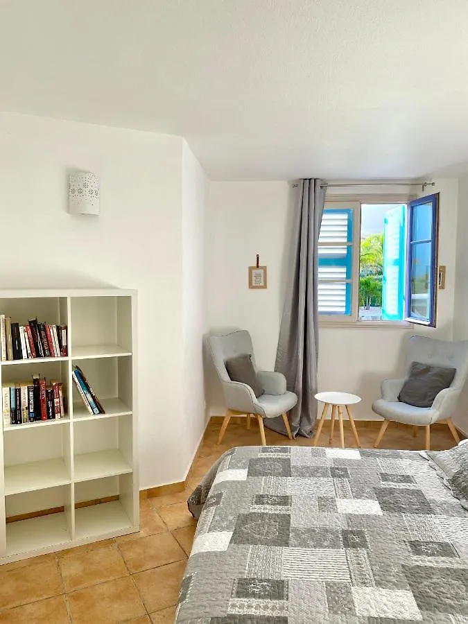 Appartement T3, Orient Bay Apartment