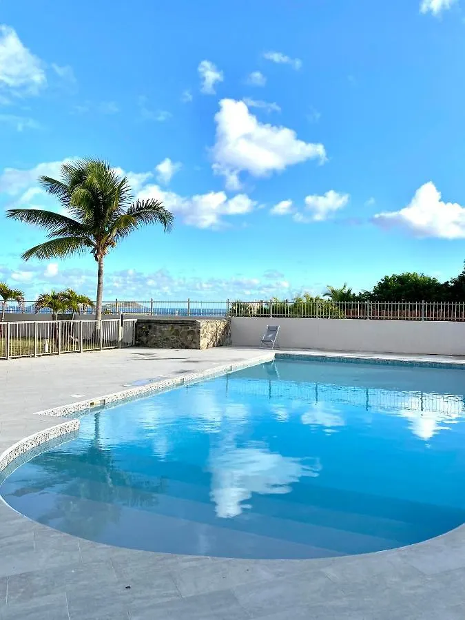 Apartment Appartement T3, Orient Bay