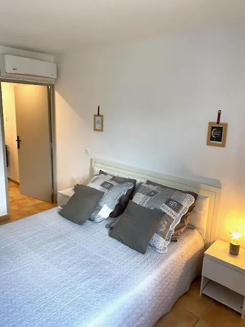 Appartement T3, Orient Bay Apartment